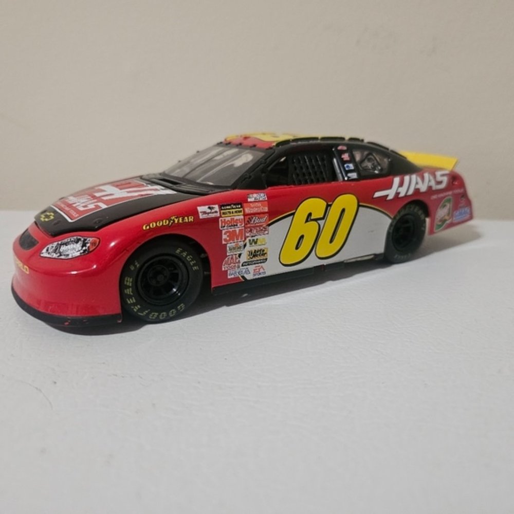 2003 Brian Vickers #60 HAAS Chevy 1/24 Team Caliber Diecast Car - Picture 1 of 8